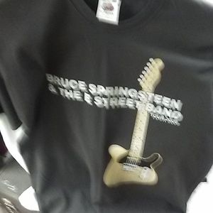 VINTAGE BRUCE SPRINGSTEEN CONCERT T-SHIRT